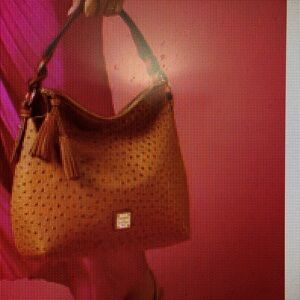 NWOT : Dooney & Bourke Brown Leather Ostrich Twist Strap Hobo Bag